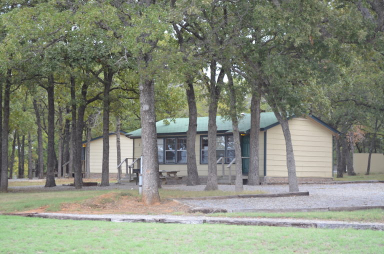 Flowing Wells Cabins Lake Texoma